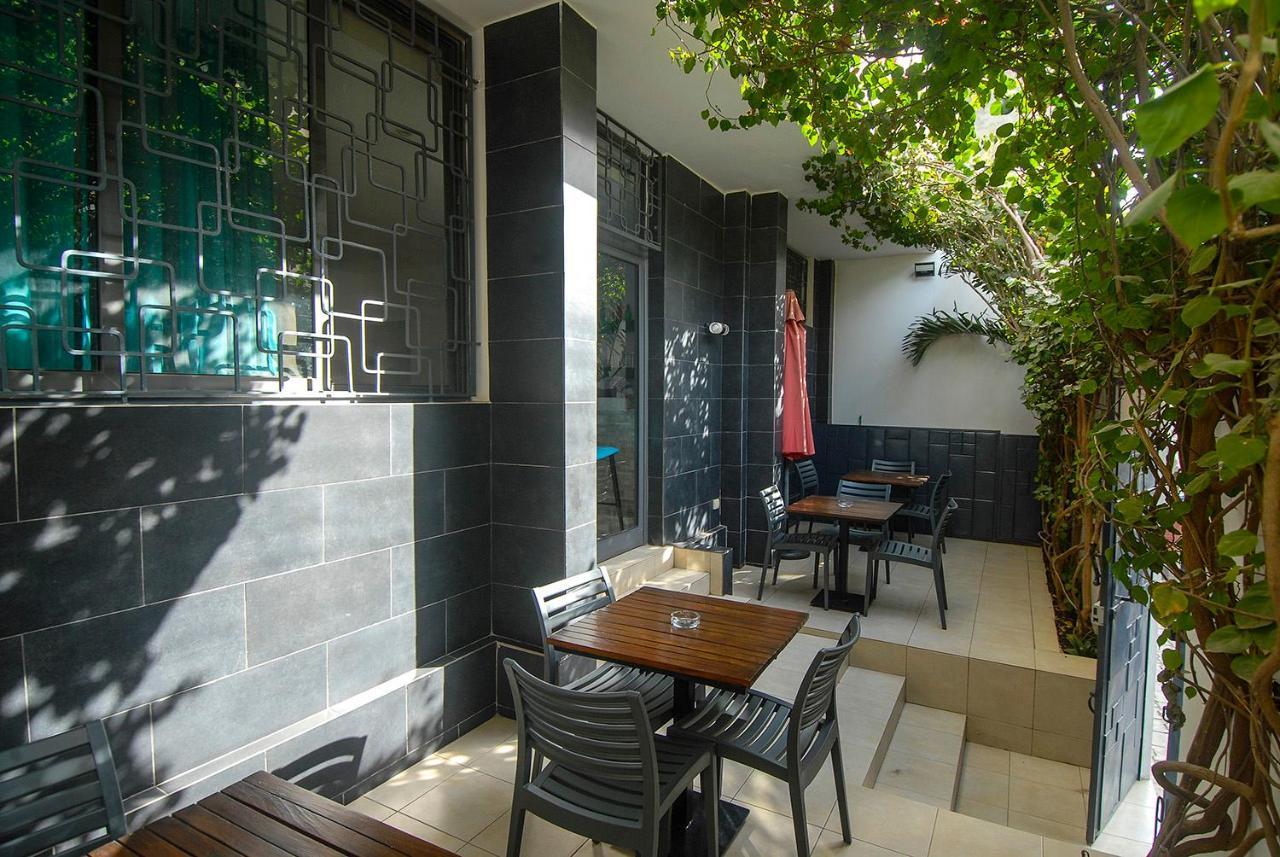 Hotel Clair De Lune Dakar Exterior photo