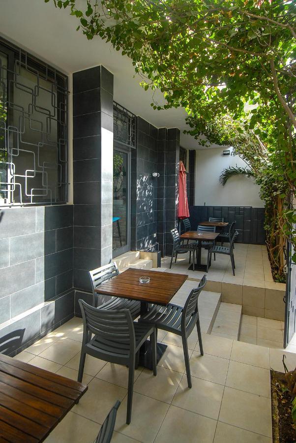 Hotel Clair De Lune Dakar Exterior photo
